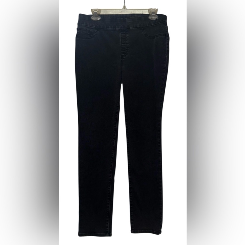 Chico's Classic Black Jegging Ankle Jeans Size 8💕
